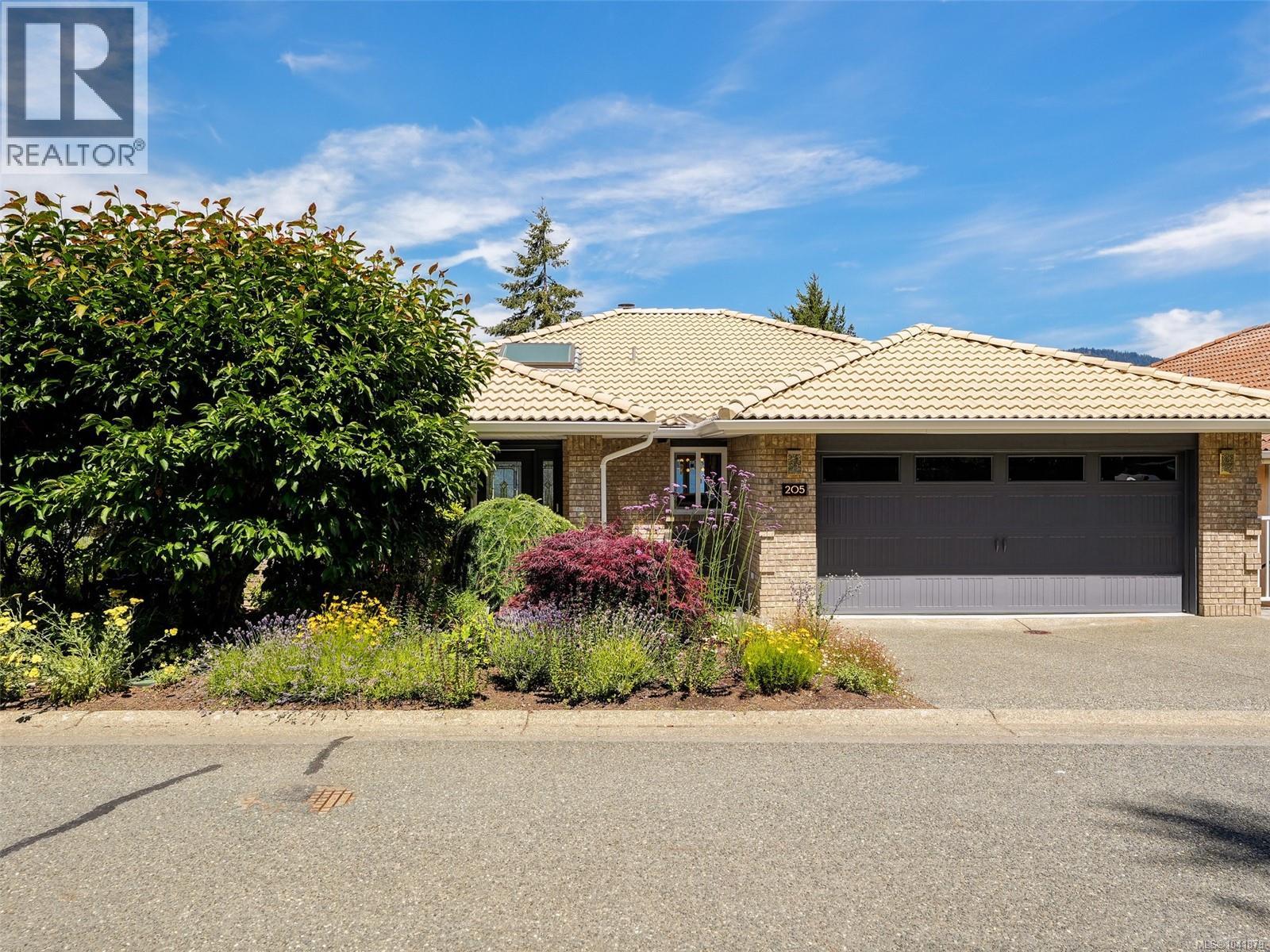 205 Marine Dr - 53