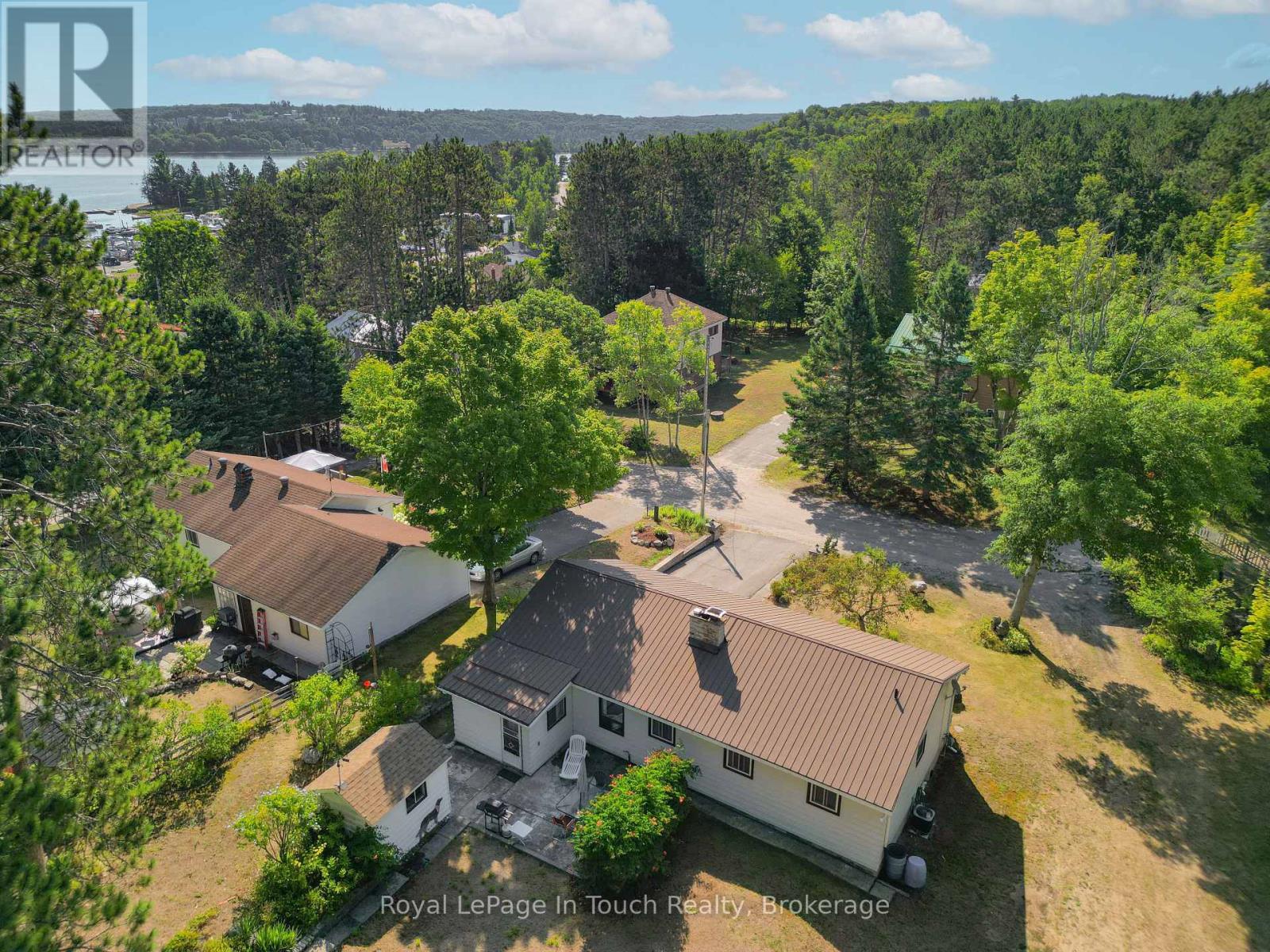 22 GLENDALE ROAD - 11