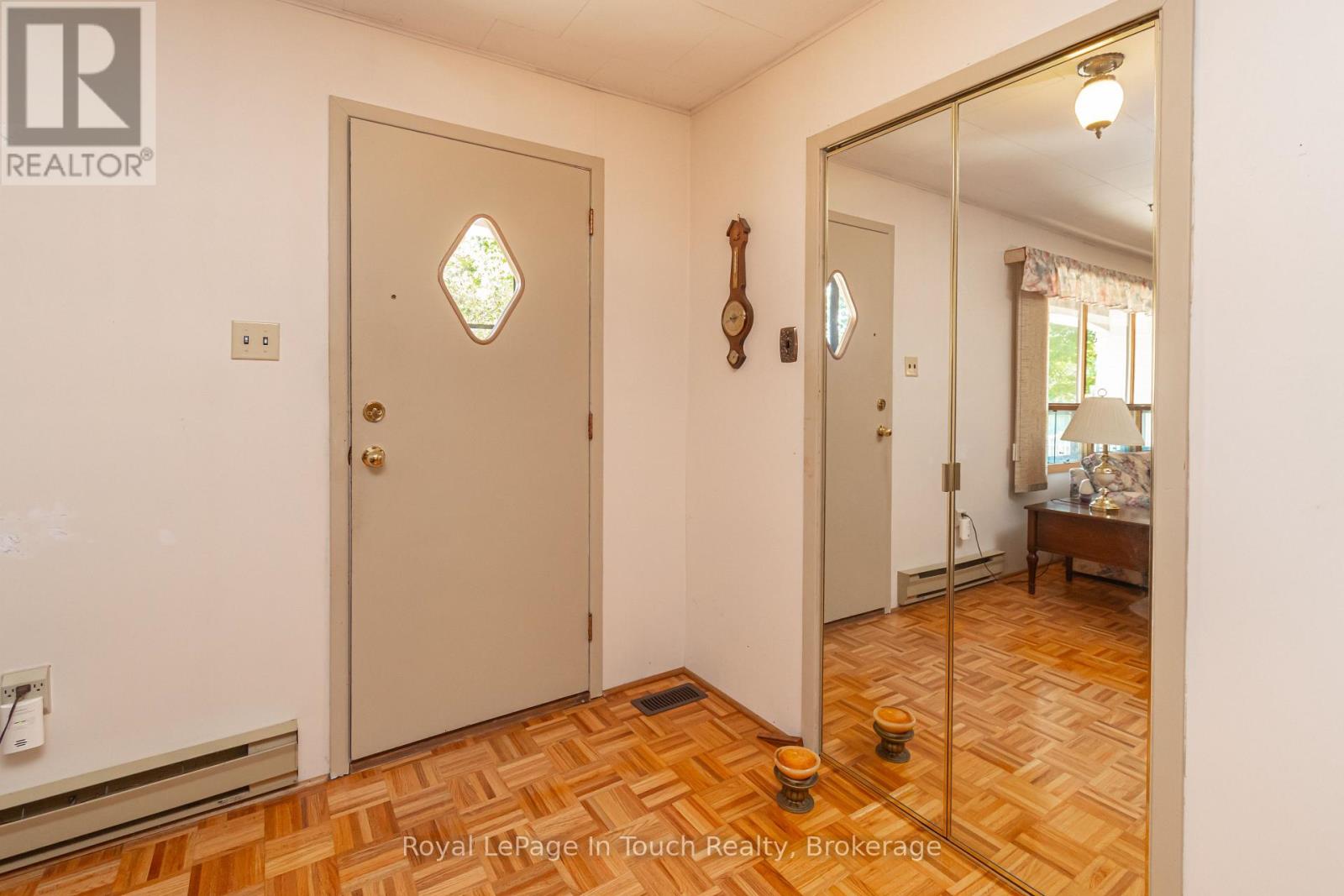 22 GLENDALE ROAD - 20