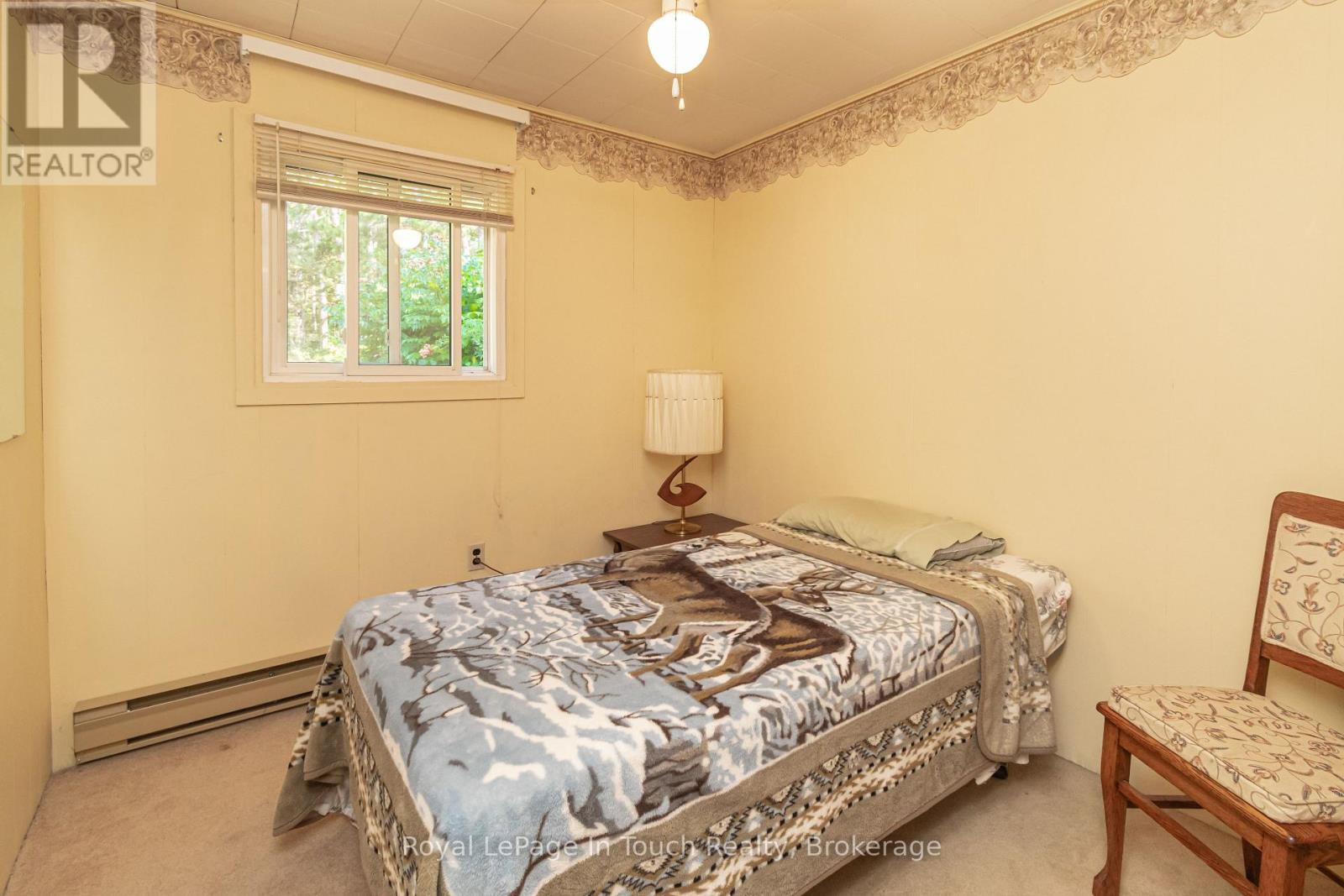 22 GLENDALE ROAD - 27