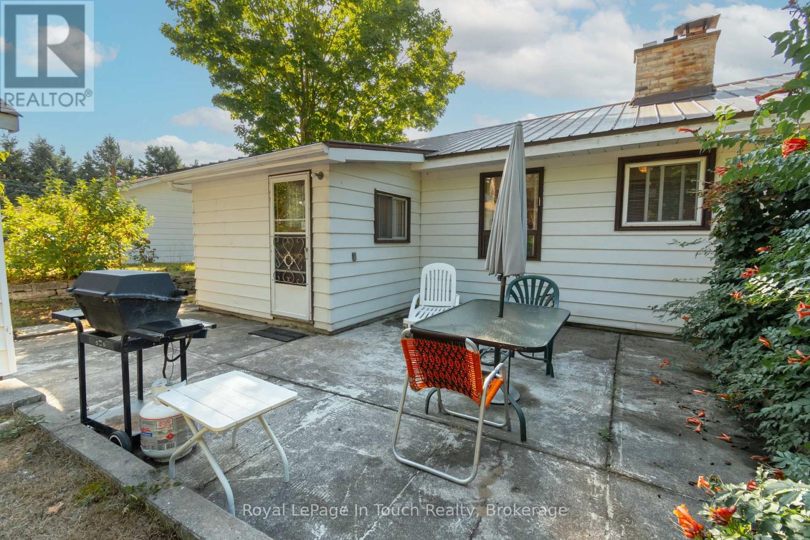 22 GLENDALE ROAD - 3