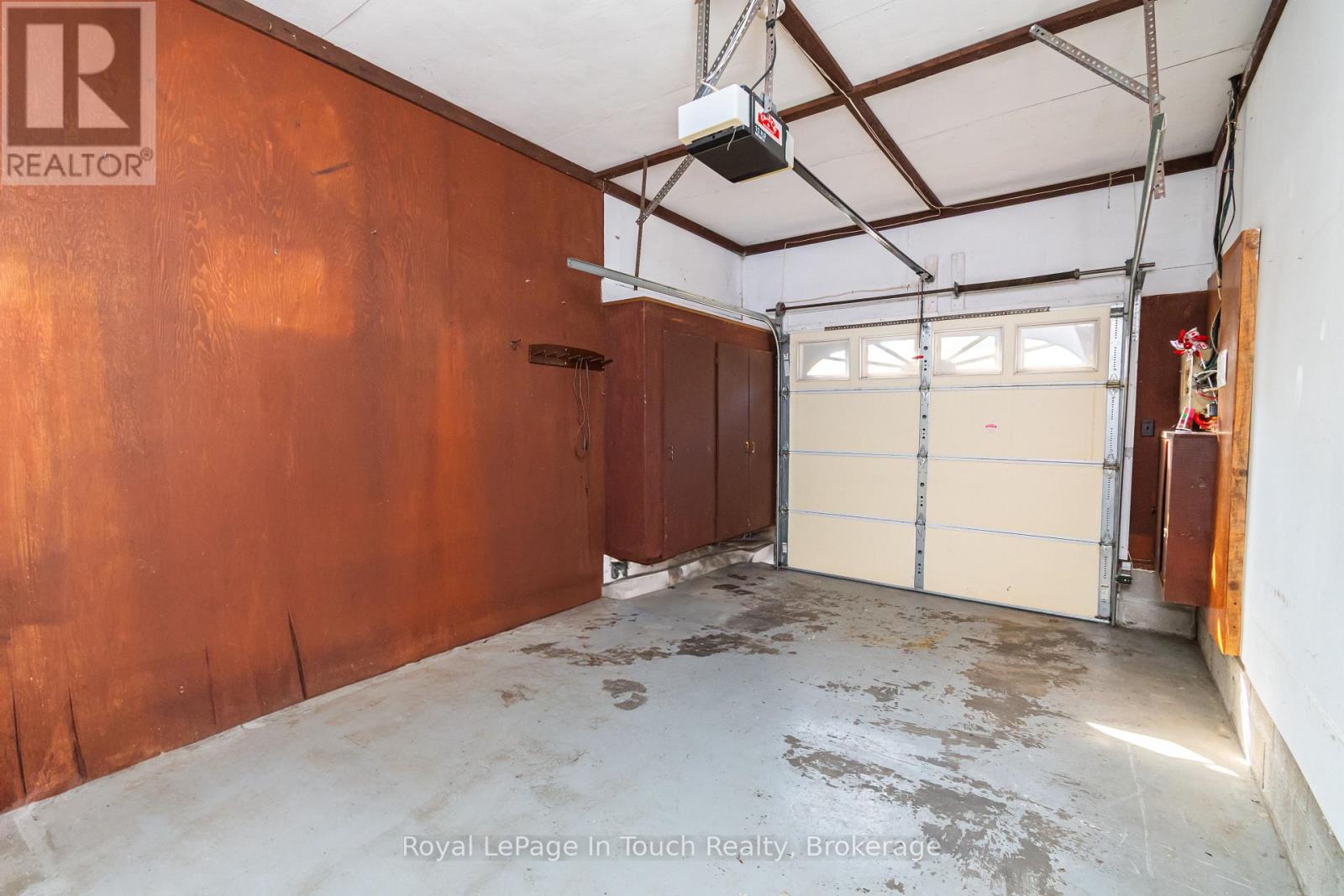 22 GLENDALE ROAD - 34
