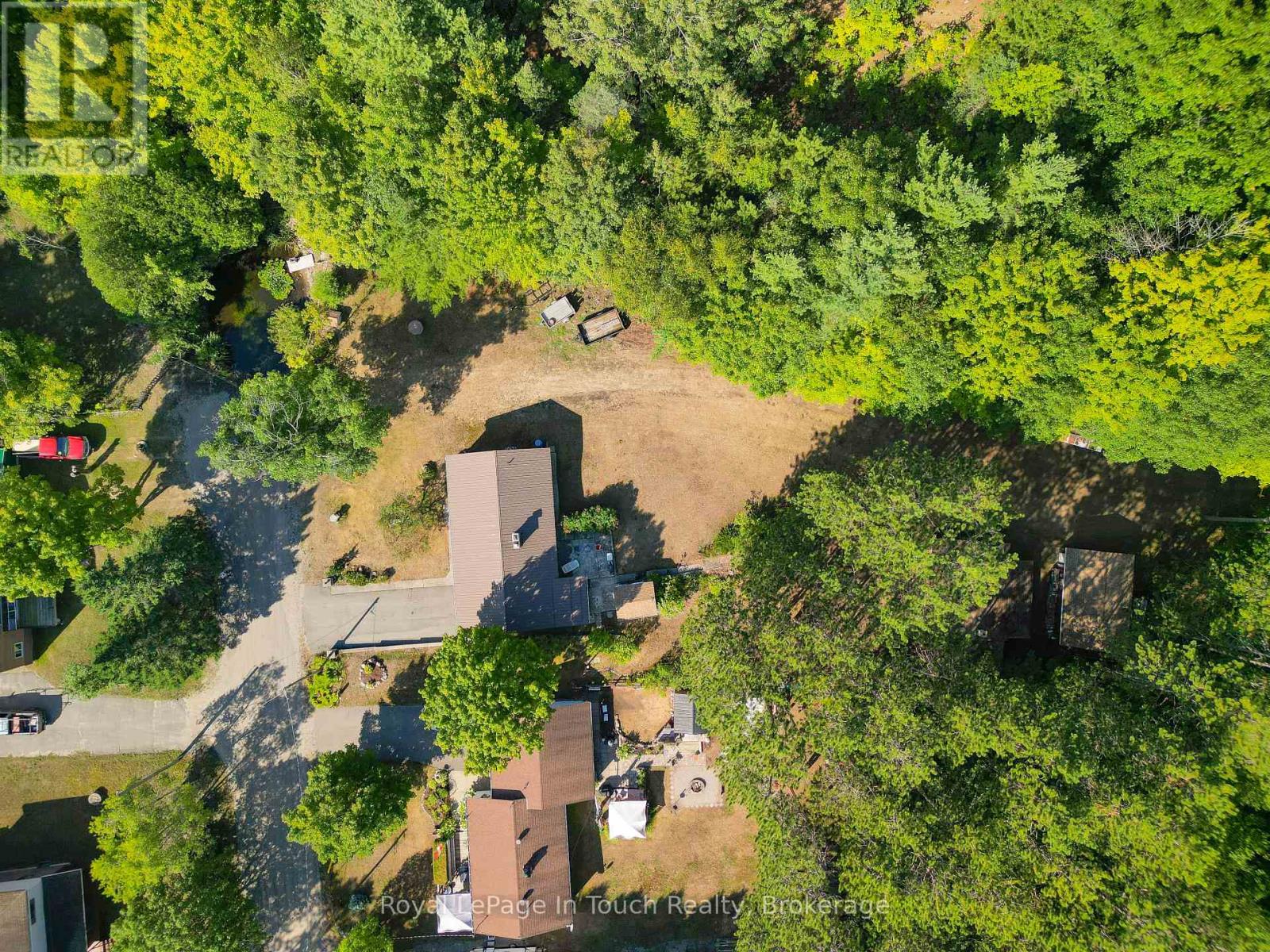 22 GLENDALE ROAD - 9