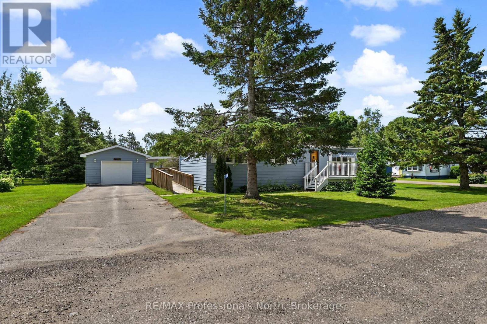 1084 SEVENTH LANE - 1