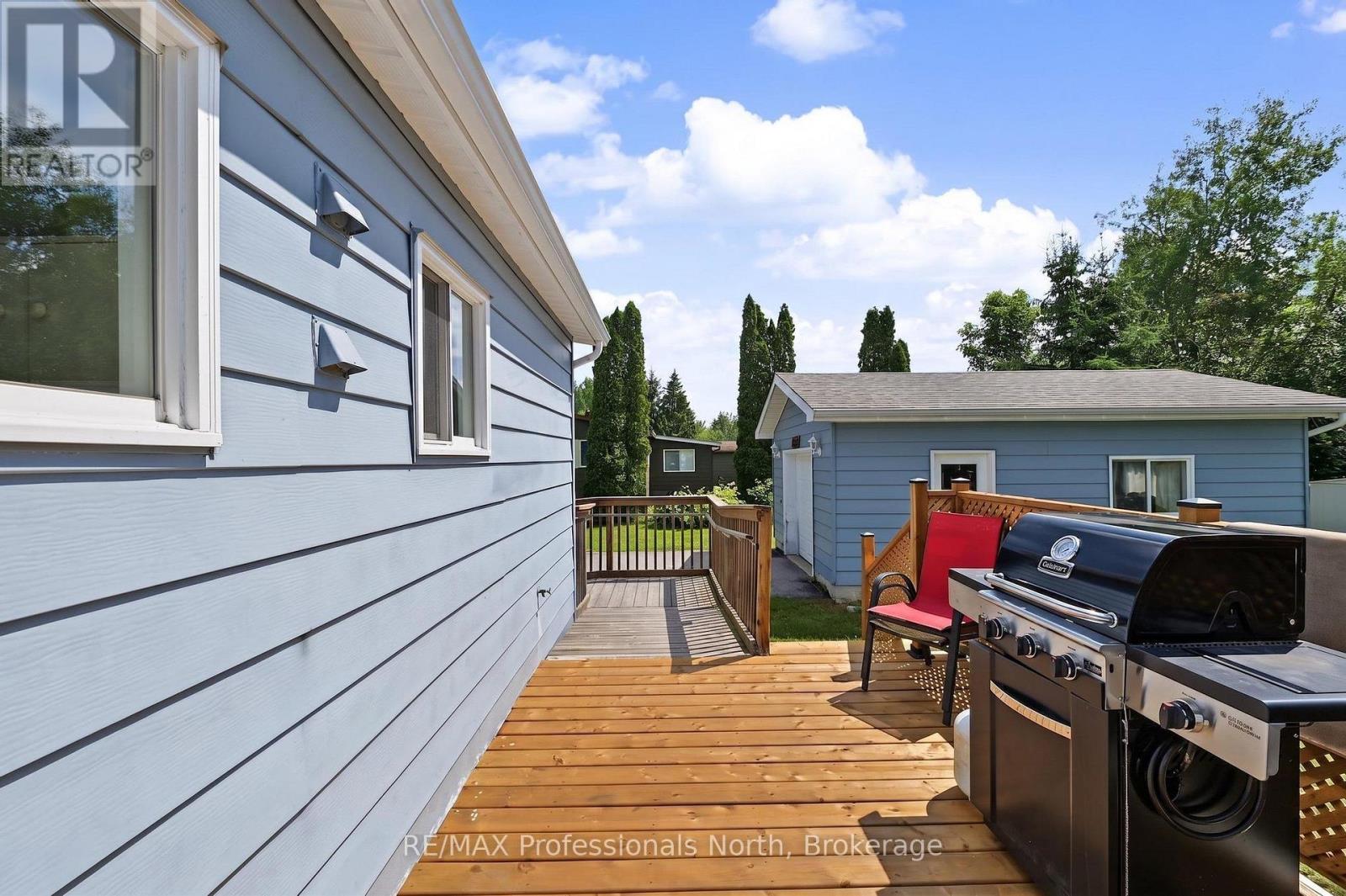 1084 SEVENTH LANE - 26