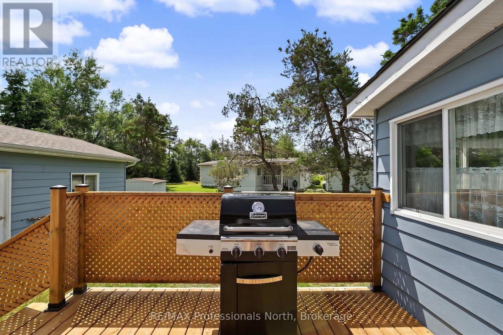 1084 SEVENTH LANE - 27