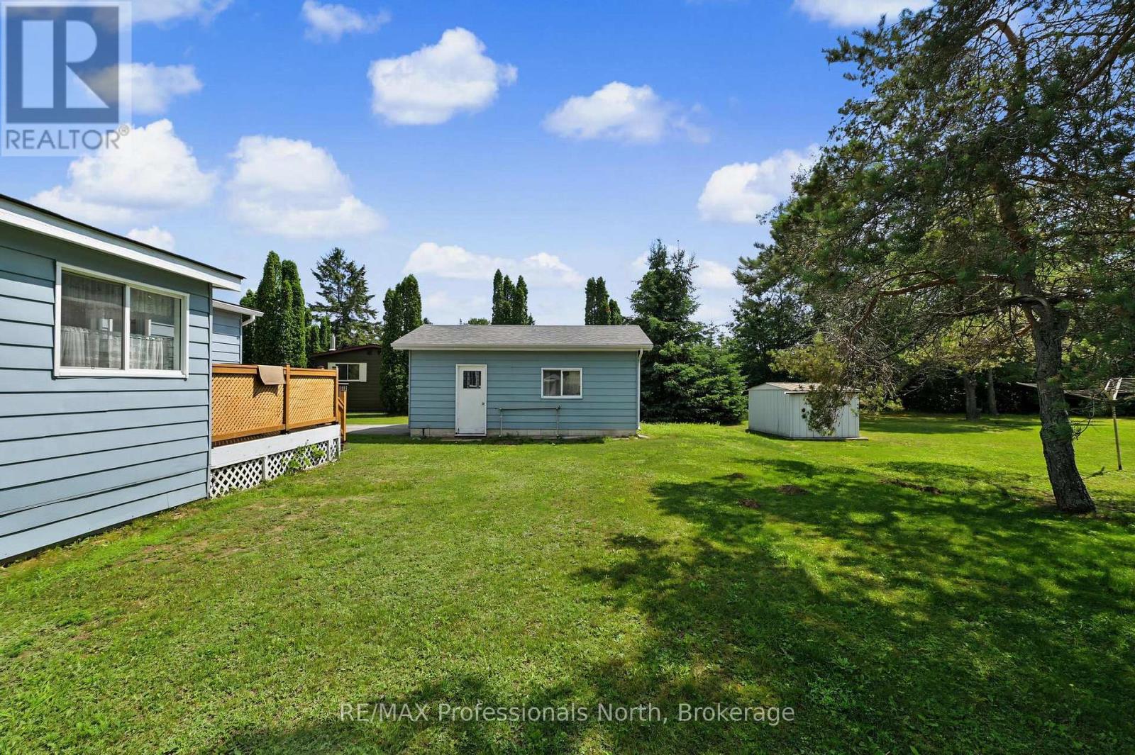 1084 SEVENTH LANE - 31