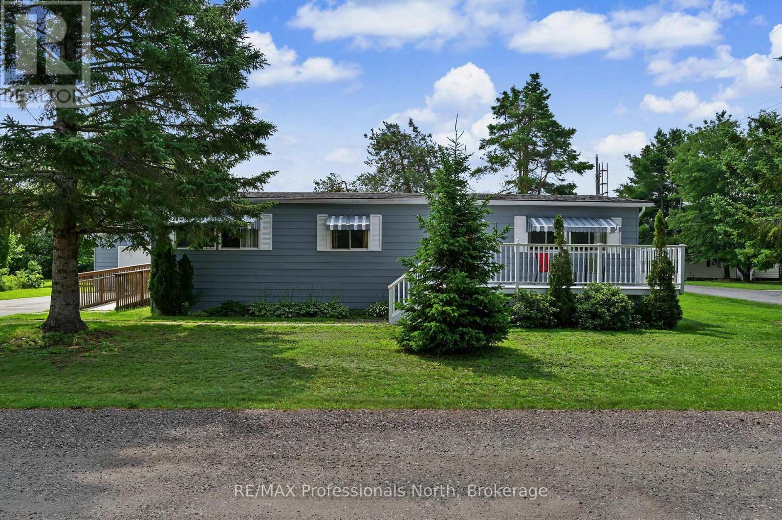 1084 SEVENTH LANE - 34