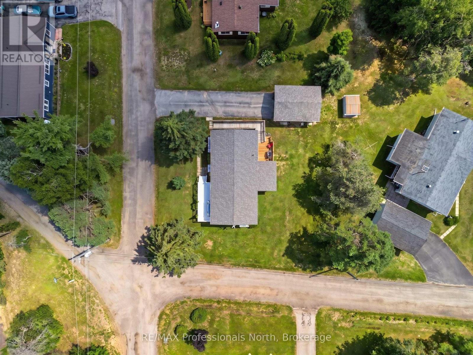 1084 SEVENTH LANE - 36
