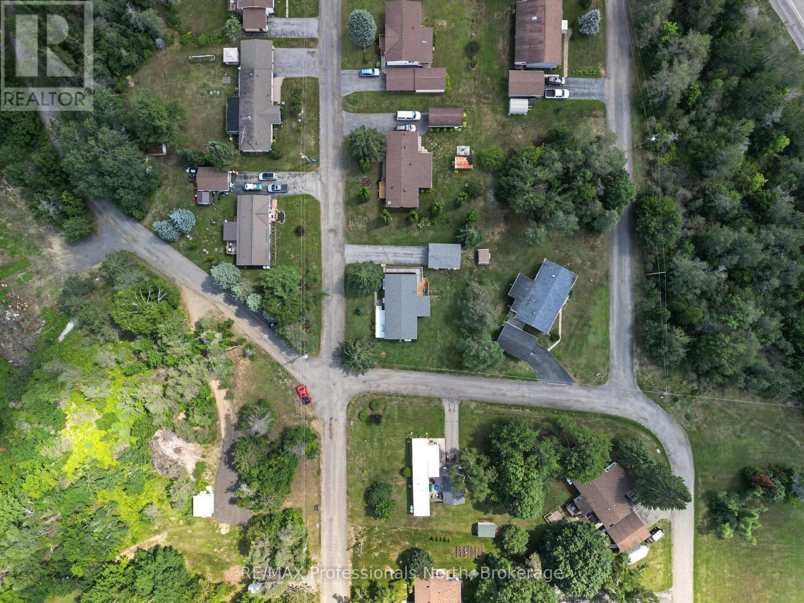 1084 SEVENTH LANE - 37