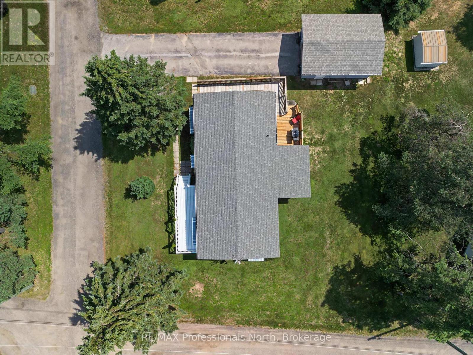 1084 SEVENTH LANE - 41