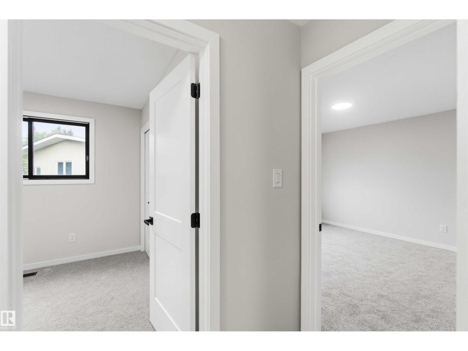 7715 15 AV NW - 35