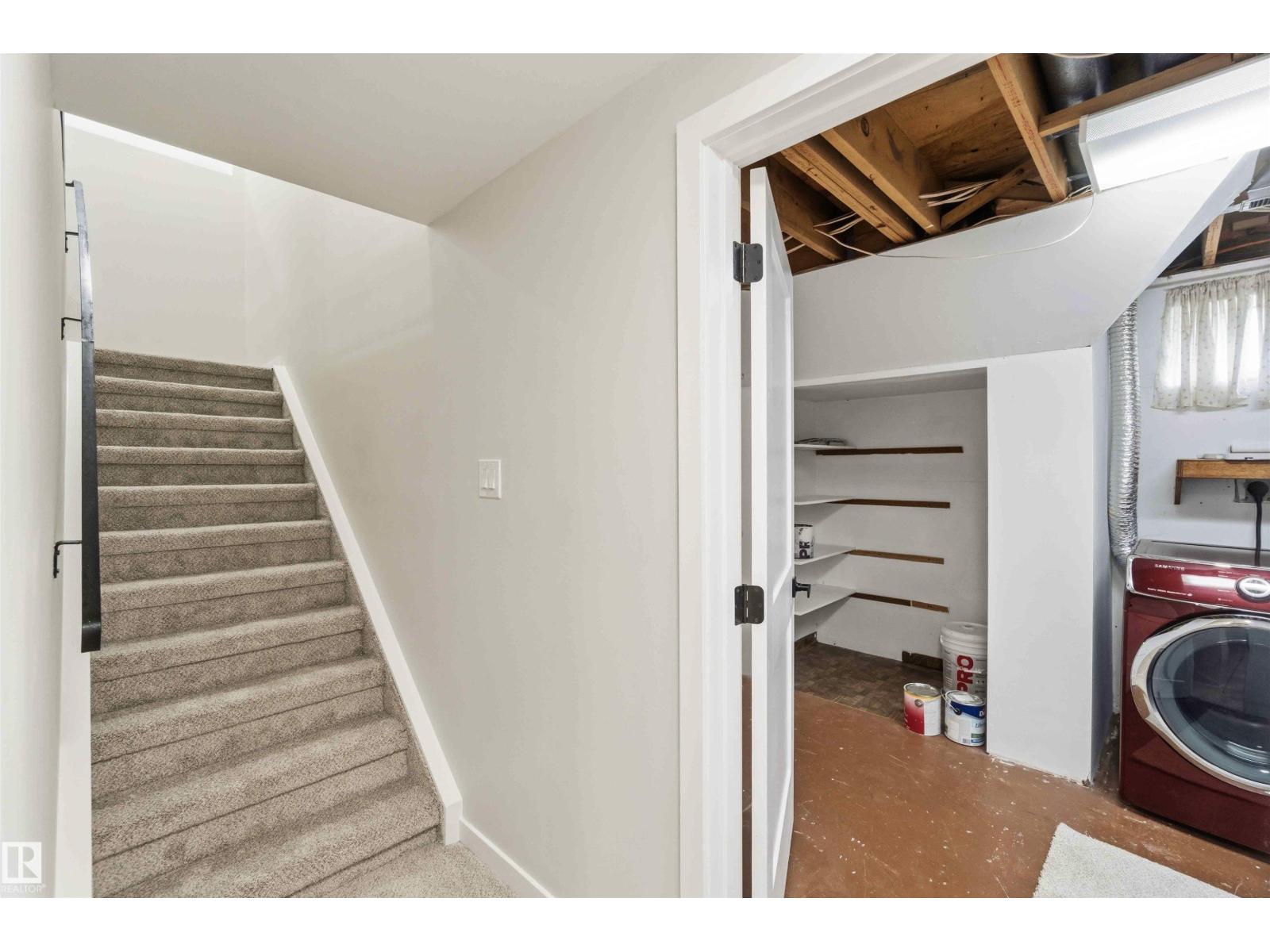 7715 15 AV NW - 48