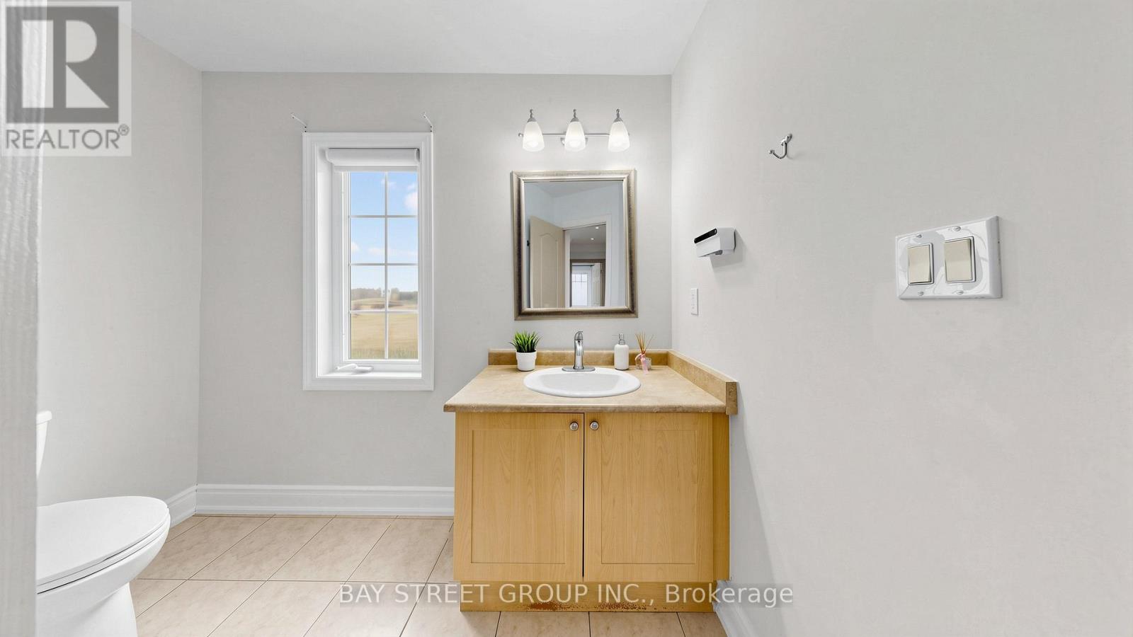 97 ZOKOL DRIVE - 33