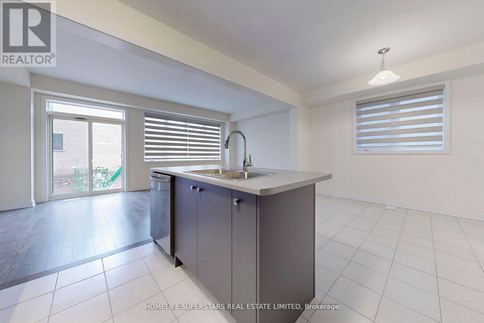 116 KEELSON STREET - 13