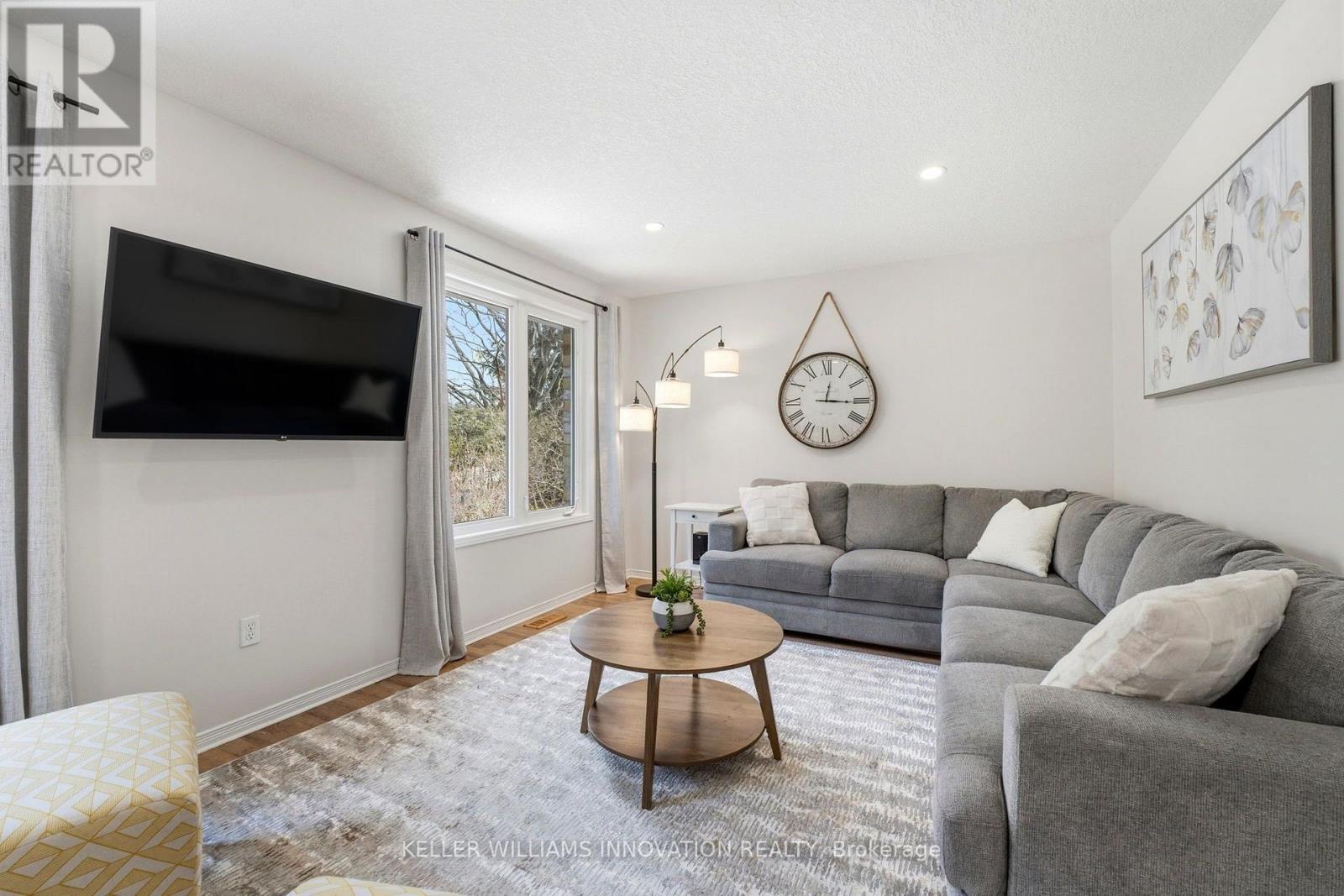 765 REID CRESCENT - 5