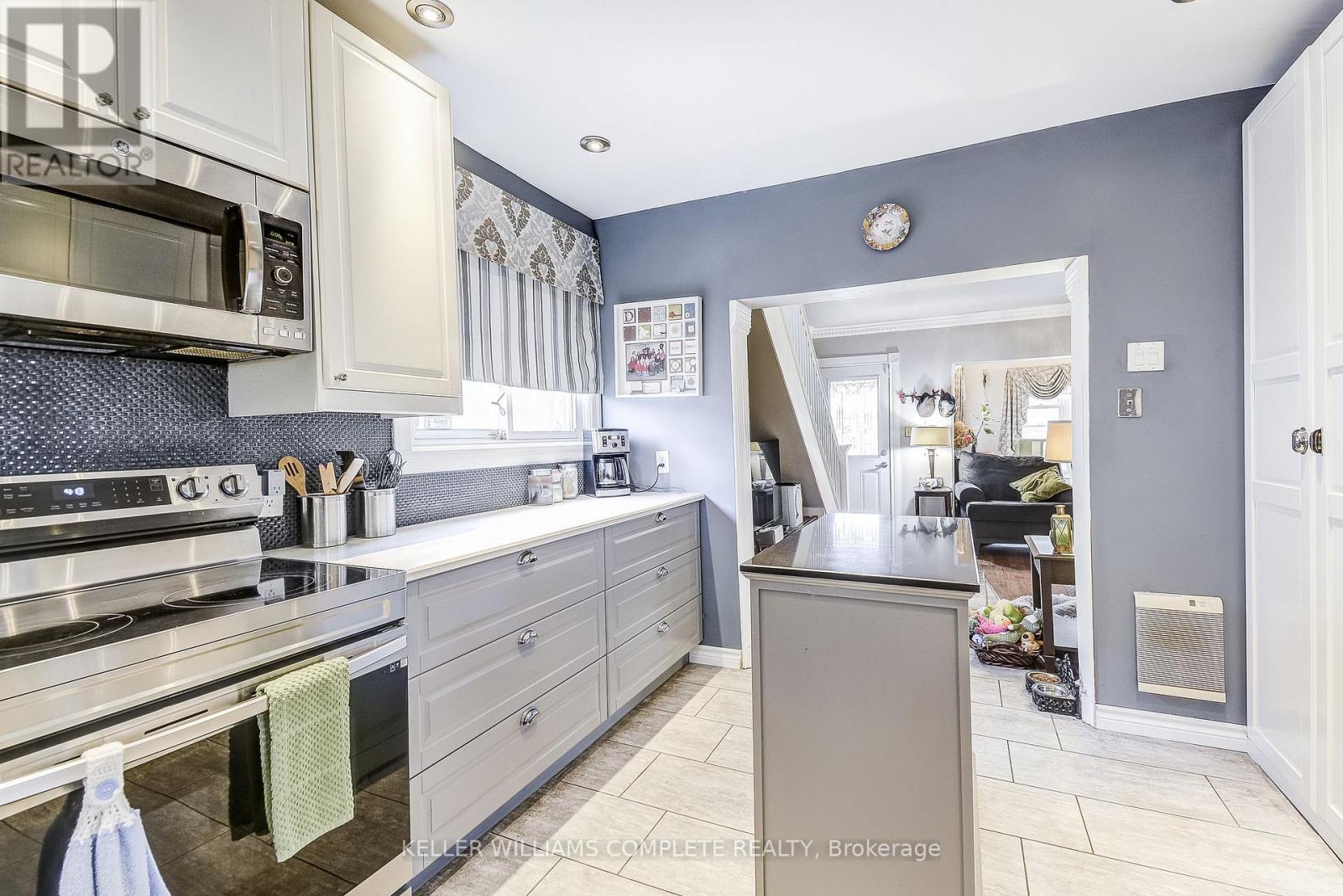 344 PHIPPS STREET - 39