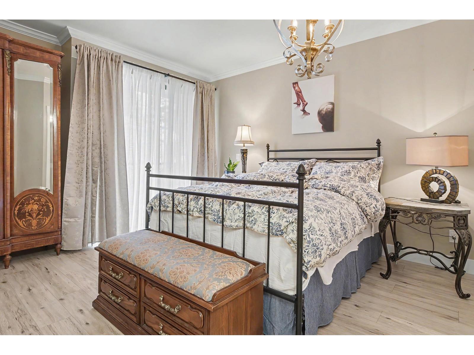 1 Bed, 2 Bath Apartment for Sale in Surrey – 208 1765 MARTIN DRIVE, Surrey – MLS# R3142798 - Image 13