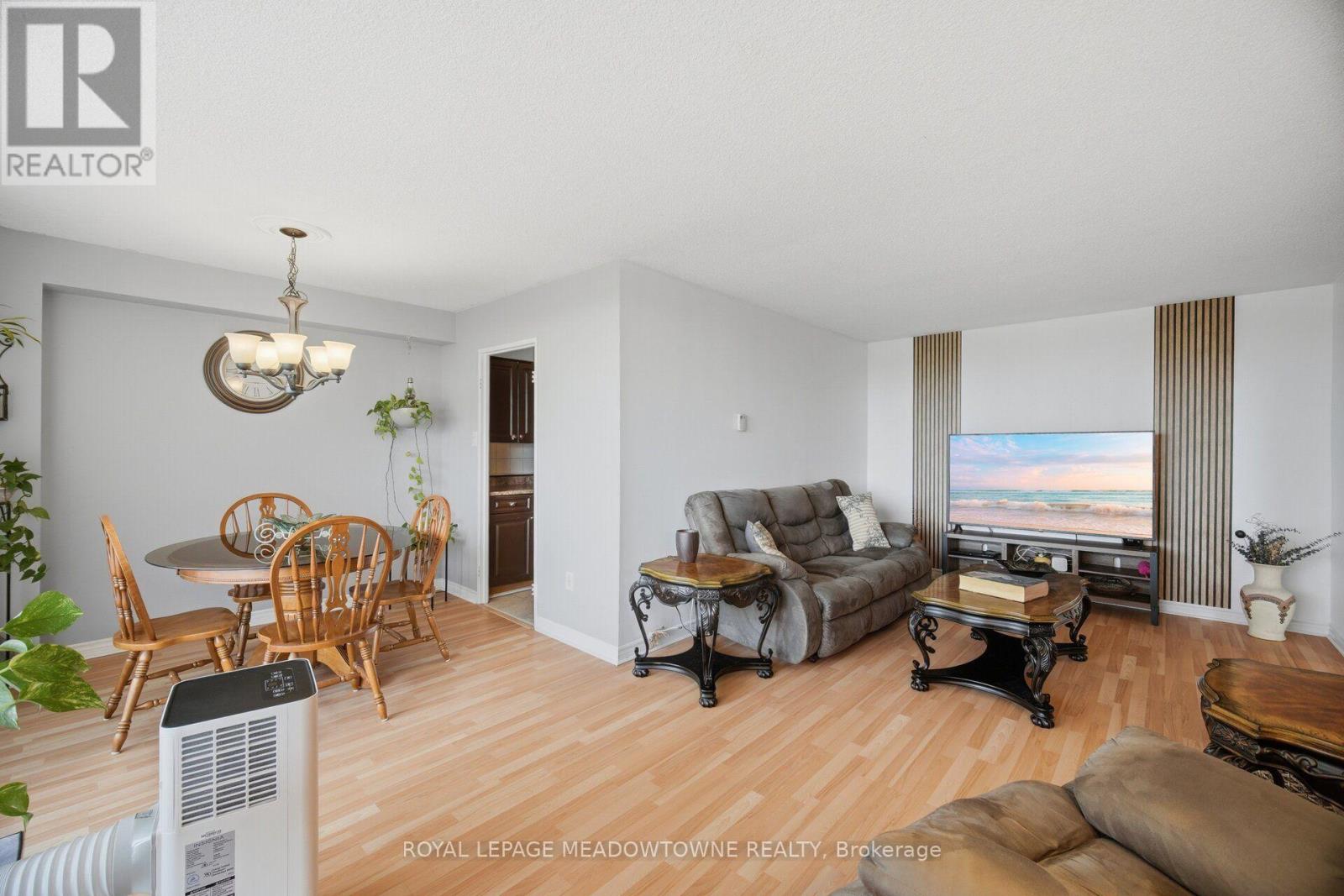 #501 2929 AQUITAINE AVENUE - 12