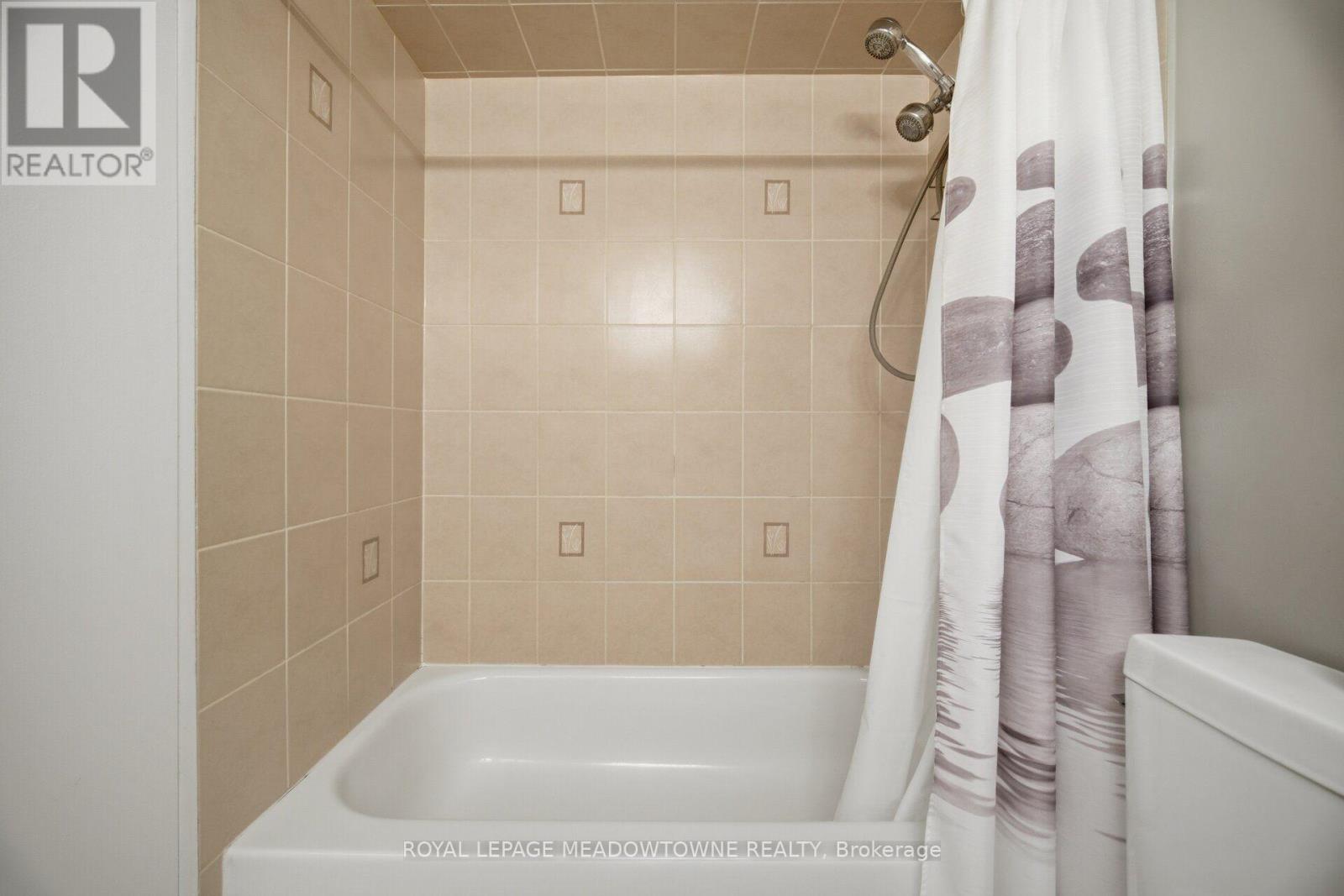 #501 2929 AQUITAINE AVENUE - 19