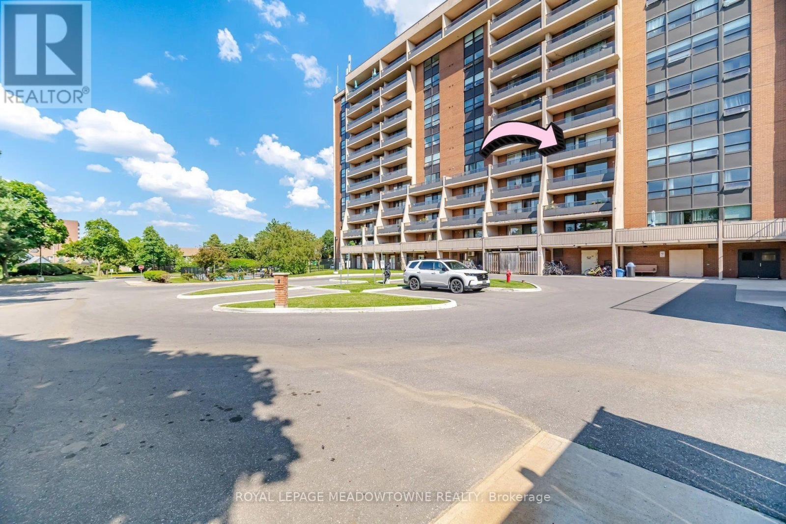 #501 2929 AQUITAINE AVENUE - 3