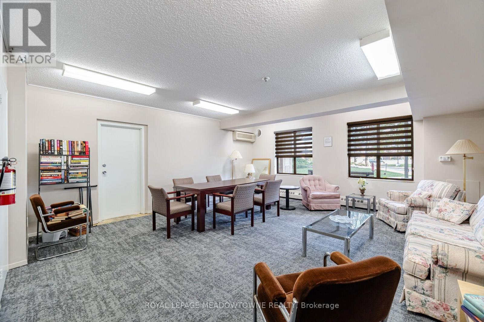 #501 2929 AQUITAINE AVENUE - 40