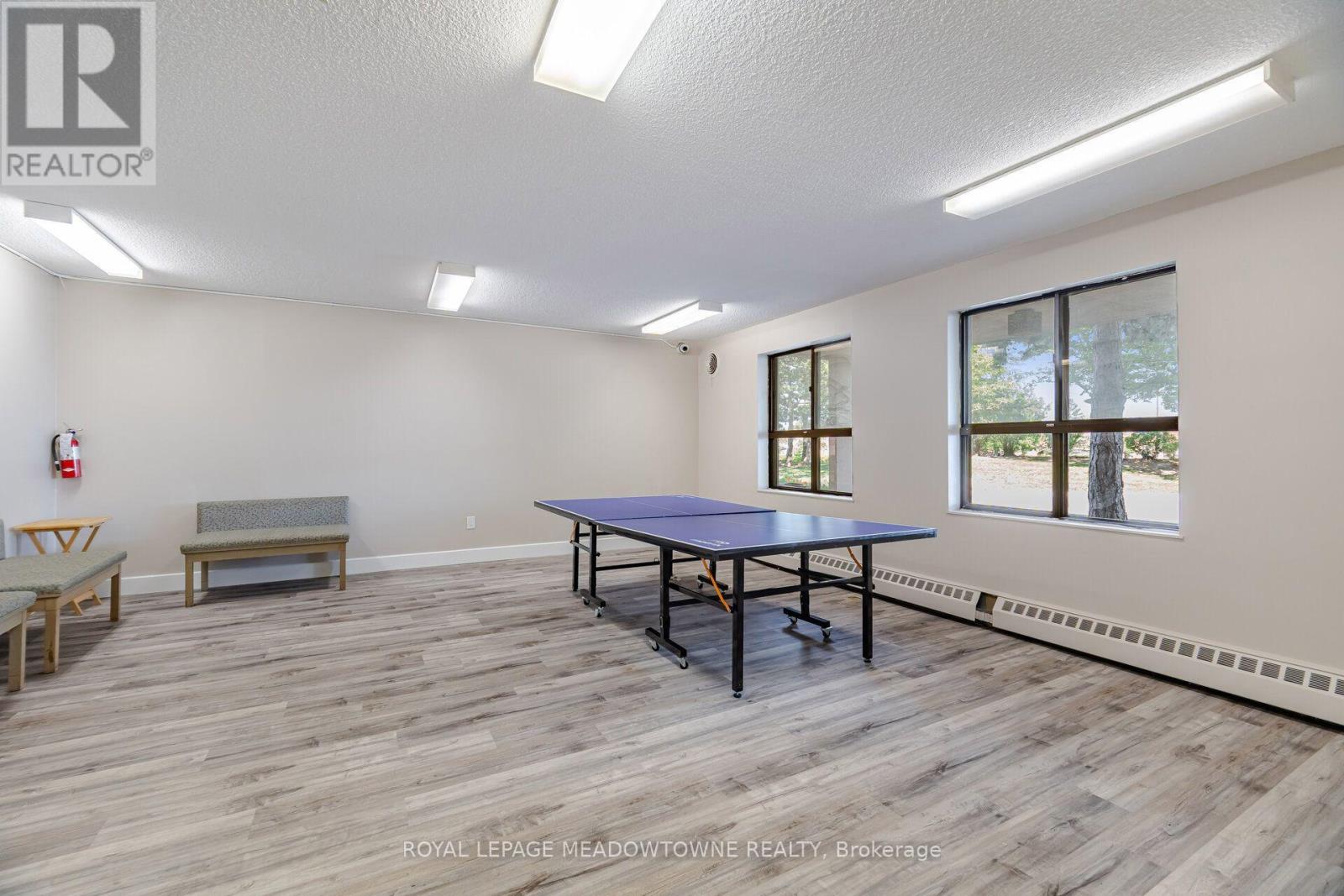 #501 2929 AQUITAINE AVENUE - 44