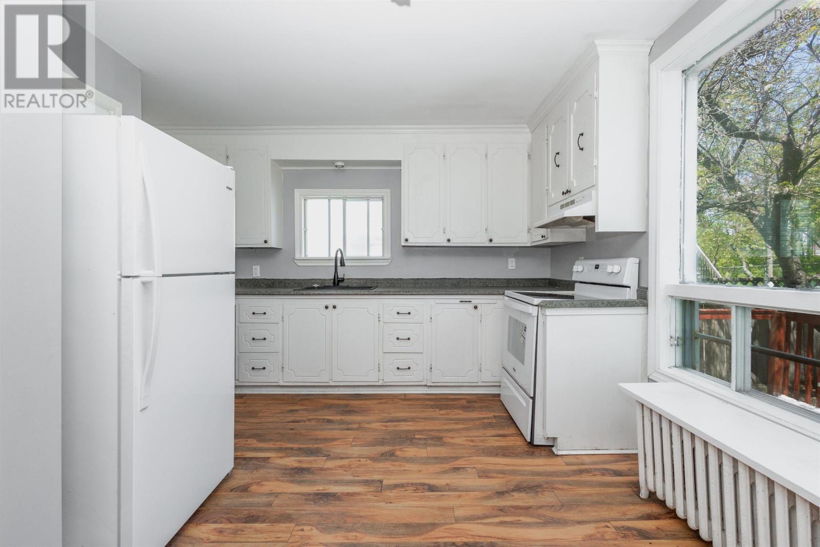 71 Sheriff Avenue Avenue - 13
