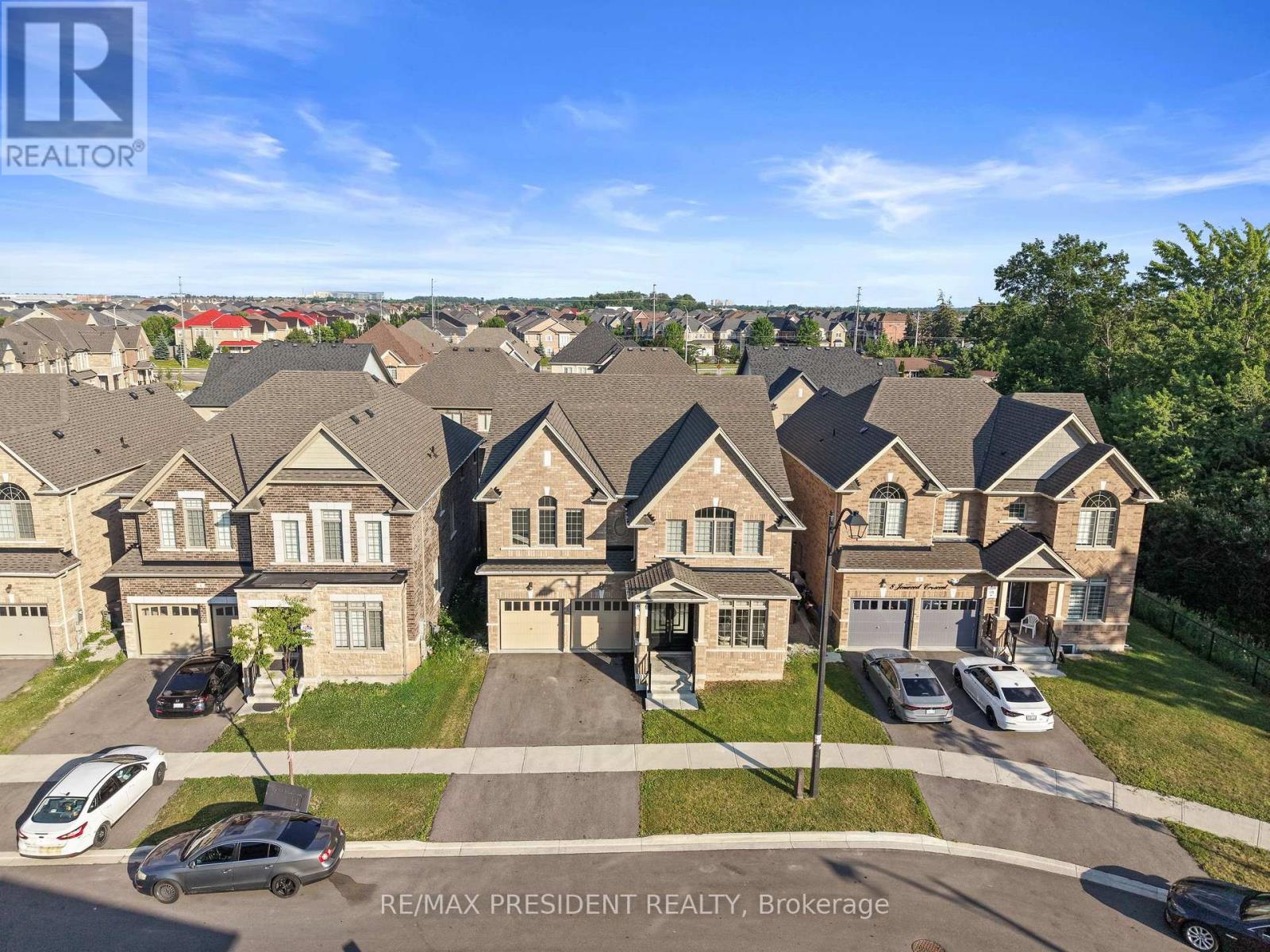6 JENWOOD CRESCENT - 50