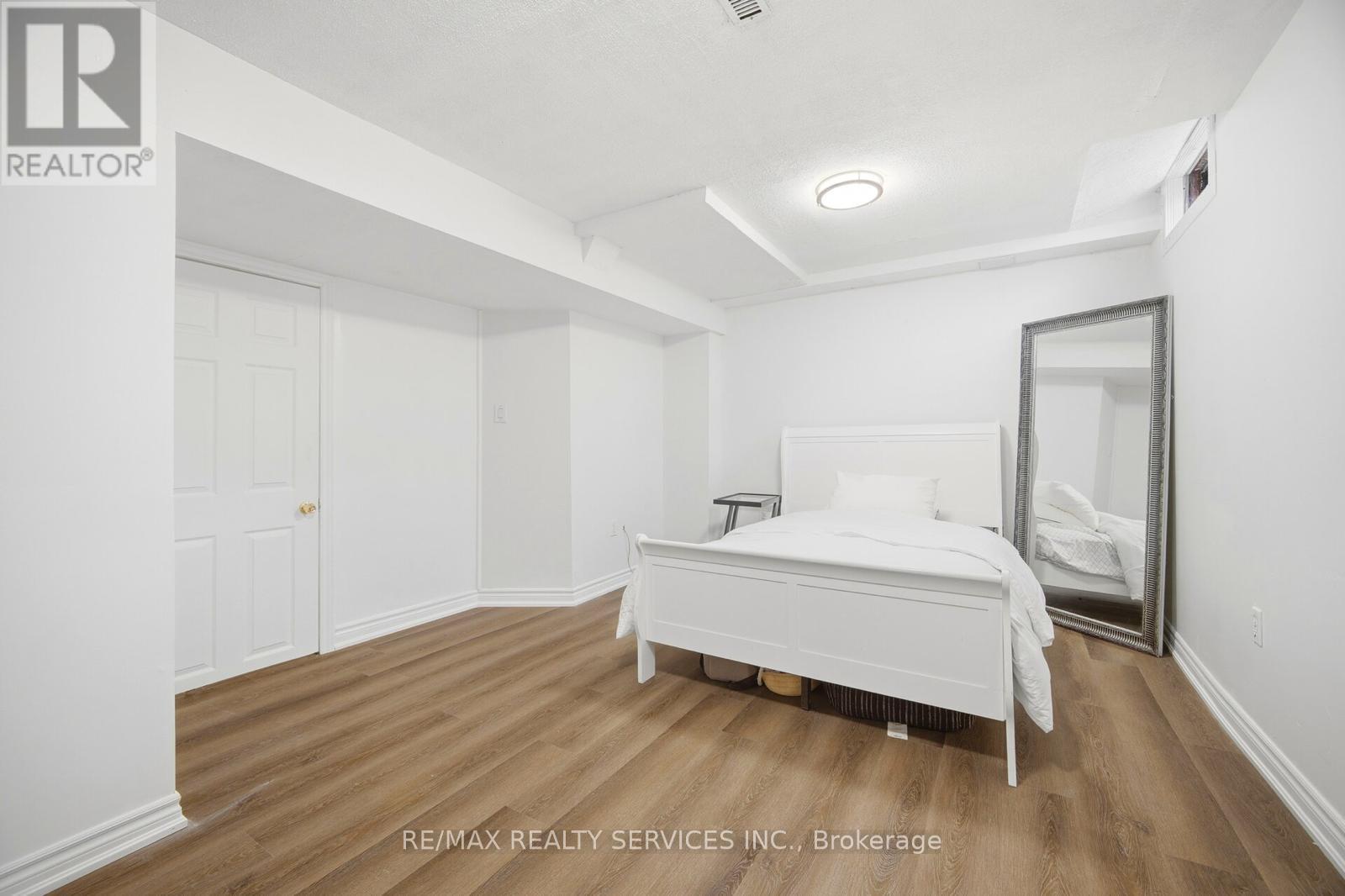 37 SOLWAY AVENUE - 27