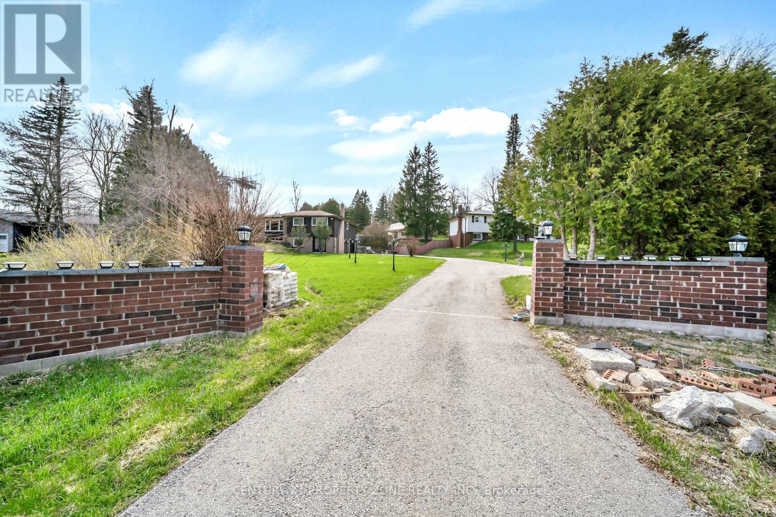 5172 TRAFALGAR ROAD - 43