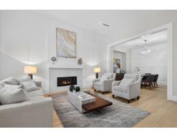 15668 82a Avenue, Surrey, BC V4N0R9 Photo 6