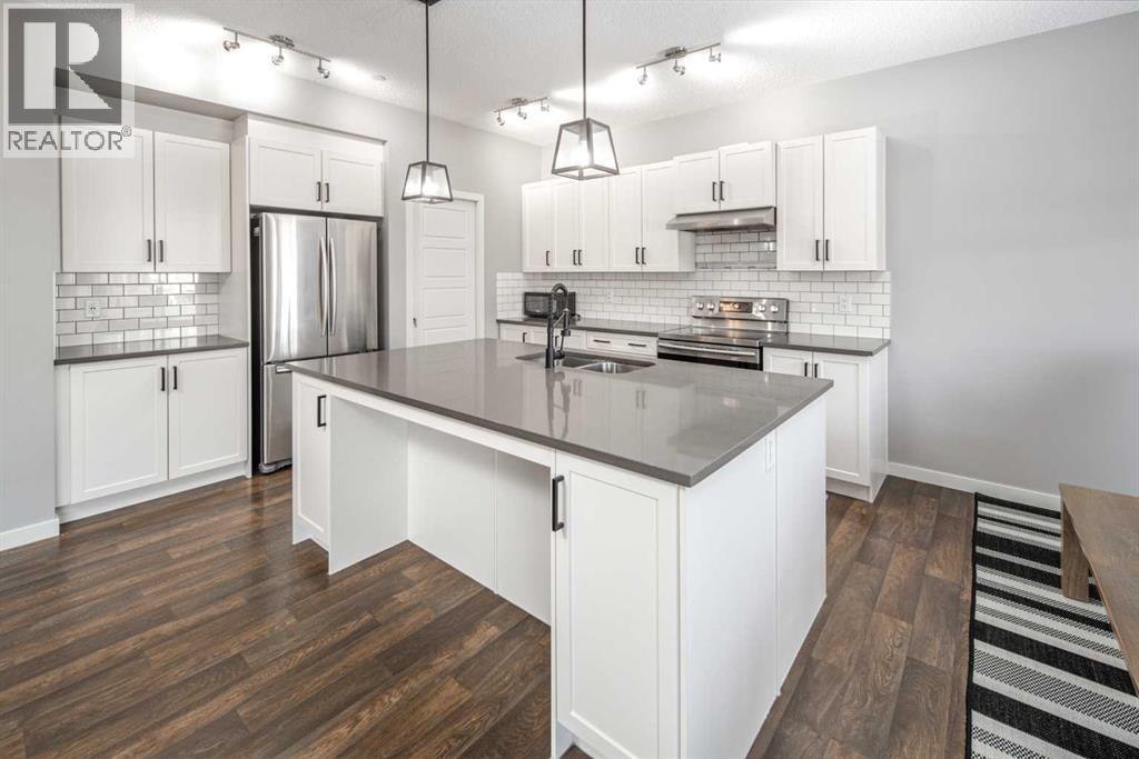 80 Howse Manor NE - 3
