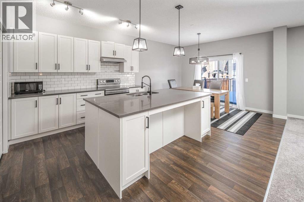 80 Howse Manor NE - 1