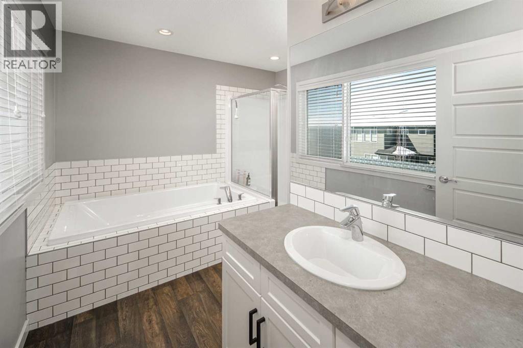 80 Howse Manor NE - 24