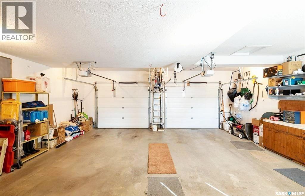418 Fehr CRESCENT - 35