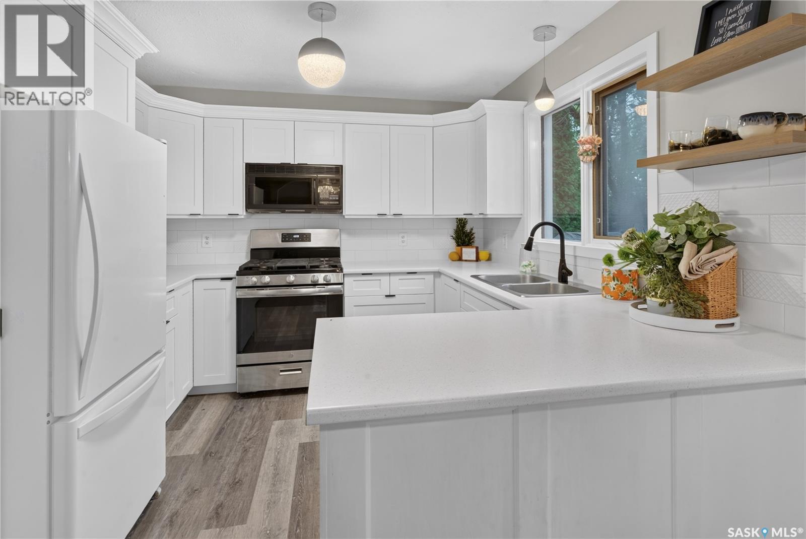 418 Fehr CRESCENT - 10