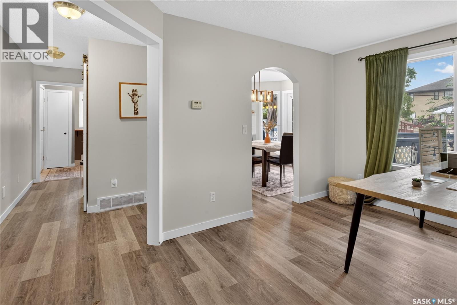 418 Fehr CRESCENT - 8