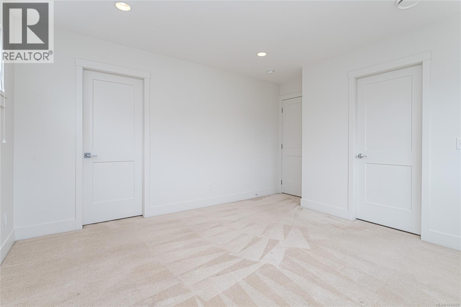 366 Caspian Dr - 21