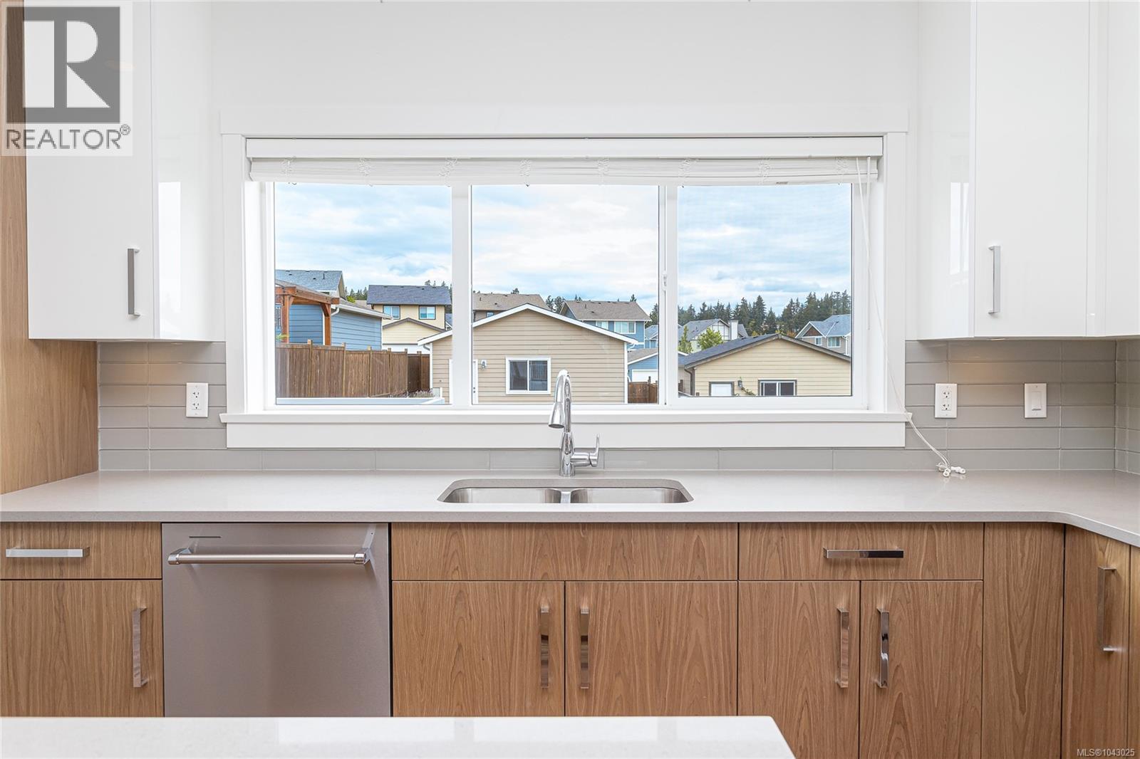 366 Caspian Dr - 16