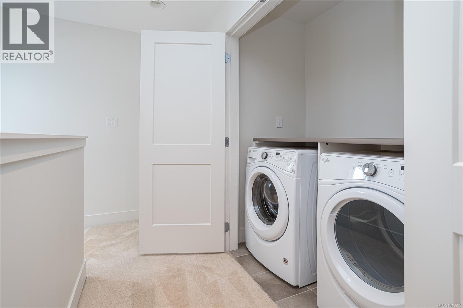 366 Caspian Dr - 32