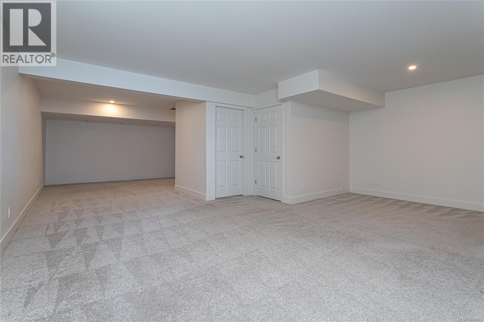 366 Caspian Dr - 35