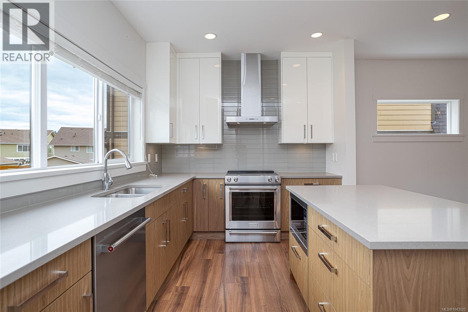 366 Caspian Dr - 17