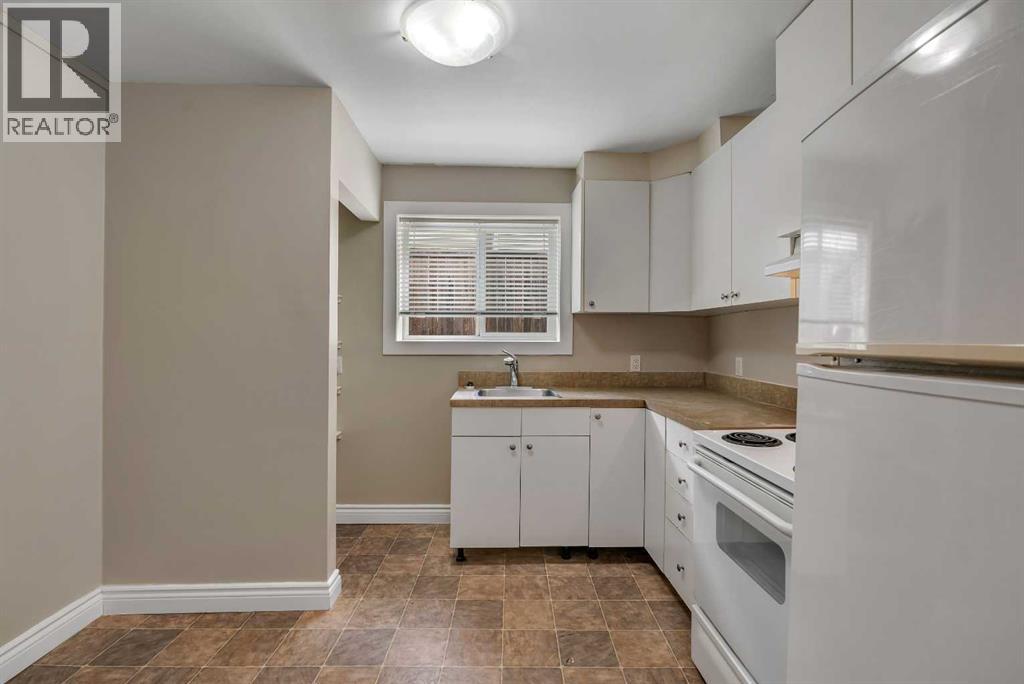 7621 23 Street SE - 19