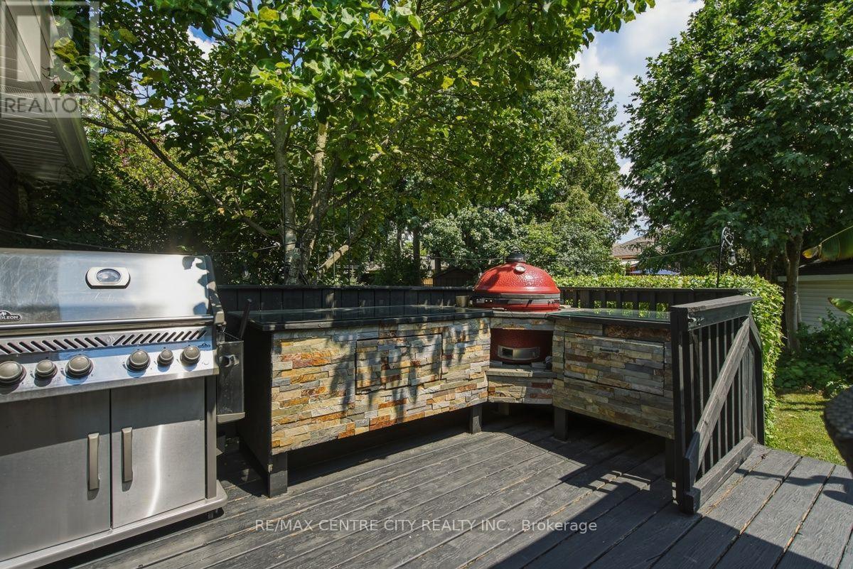 7 NORTHCREST DRIVE - 46