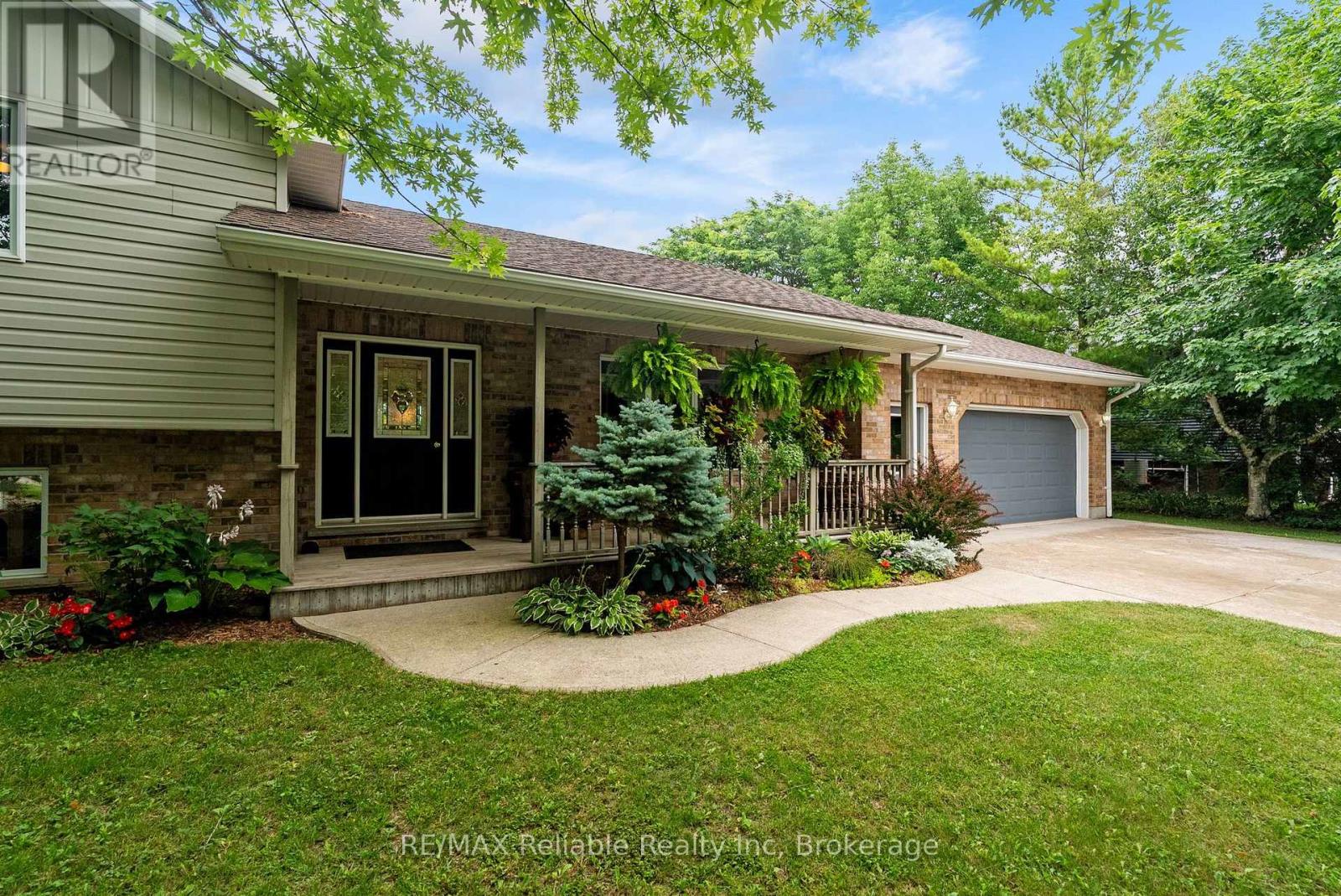 33768 MAPLE COURT - 4