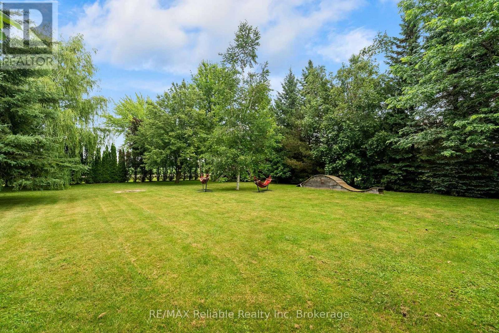 33768 MAPLE COURT - 40