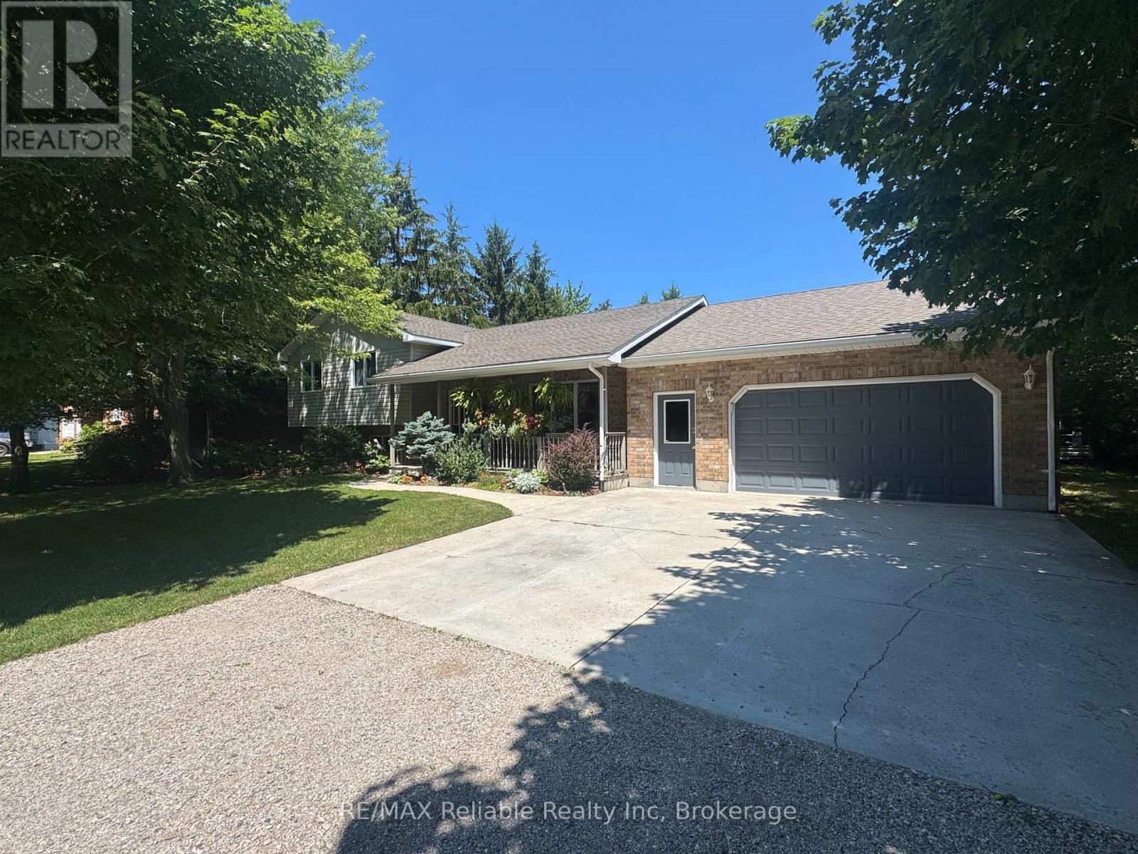 33768 MAPLE COURT - 48