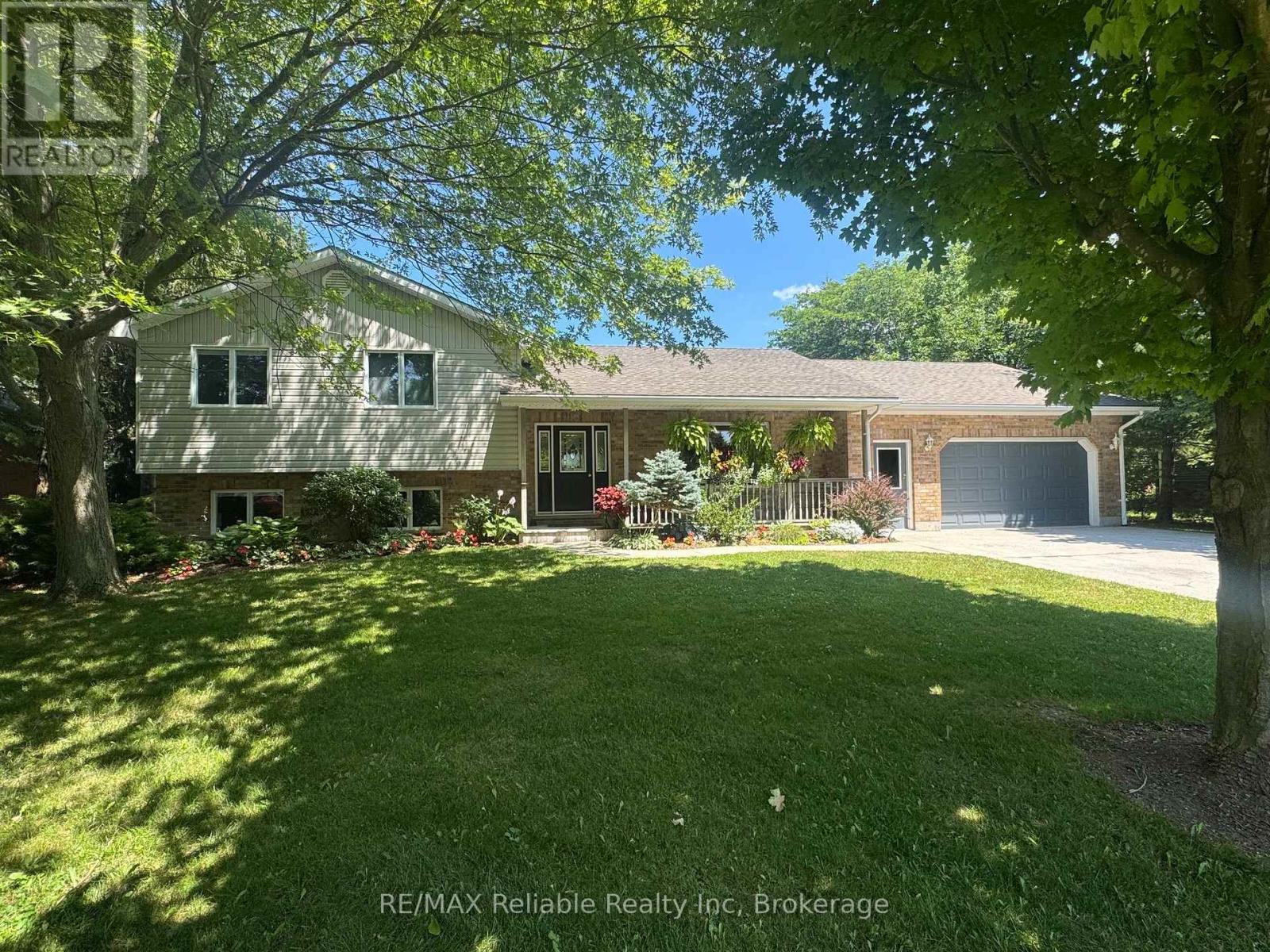 33768 MAPLE COURT - 49