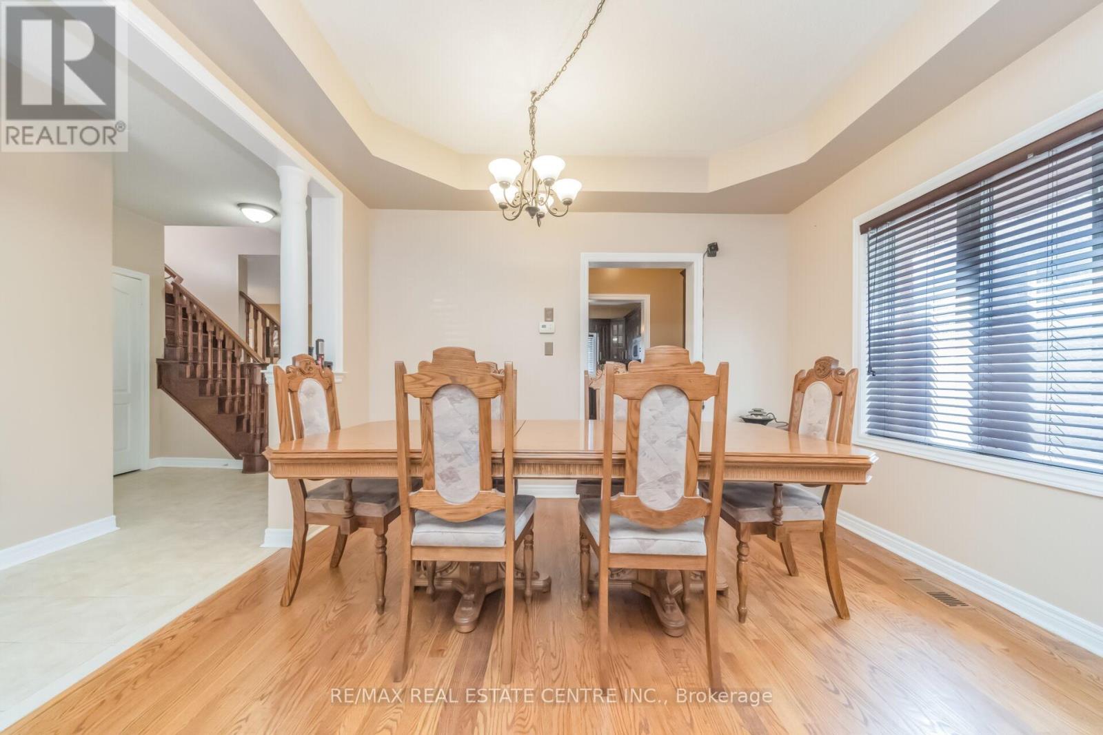 70 CARMEL CRESCENT - 11